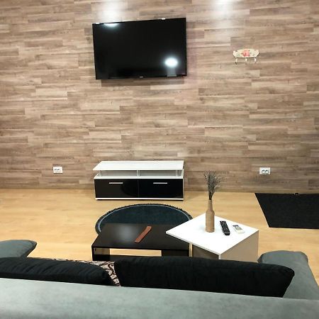 Serban Home Arenele Romane Marius Nasta Bukareszt Zewnętrze zdjęcie